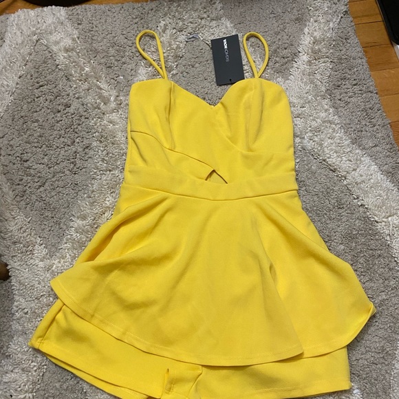 Fashion nova romper - Picture 3 of 5